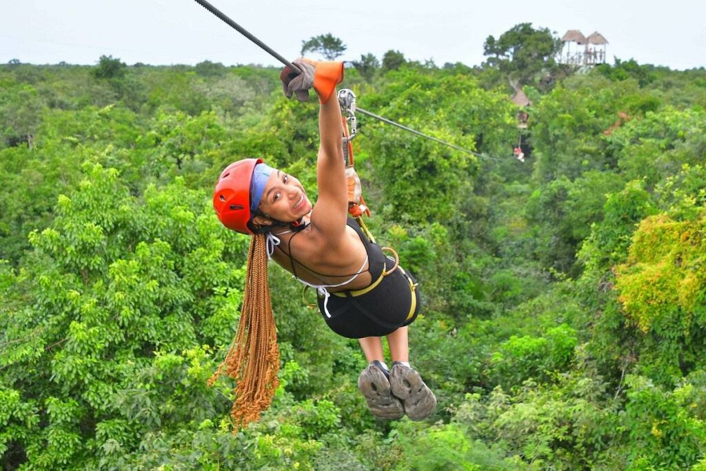 circuitos de tirolesas en la riviera maya